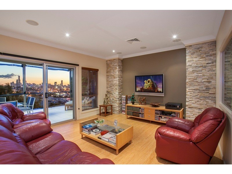 33 Highlands Street, Albion QLD 4010