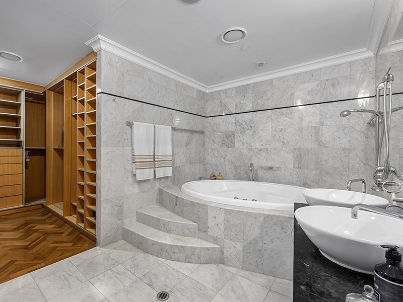 905-906/229 Queen Street, Brisbane City QLD 4000