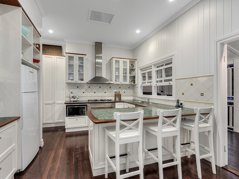 17 Liverpool Road, Clayfield QLD 4011