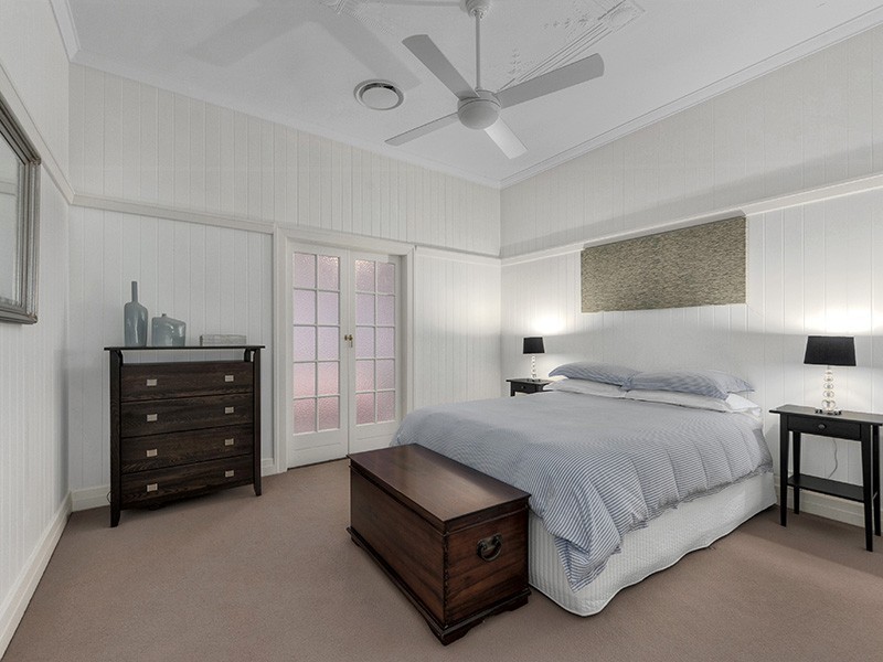 17 Liverpool Road, Clayfield QLD 4011