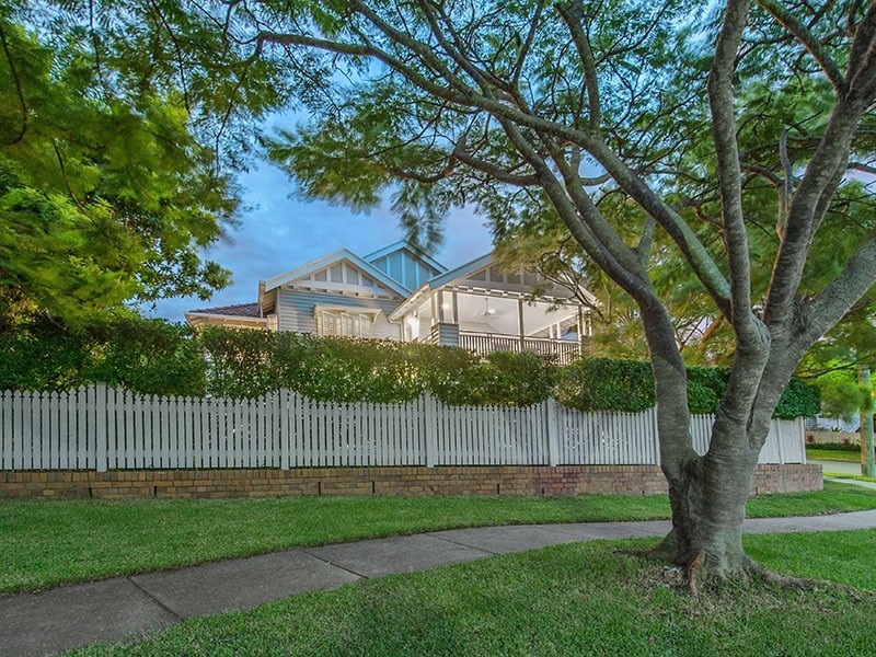 17 Liverpool Road, Clayfield QLD 4011