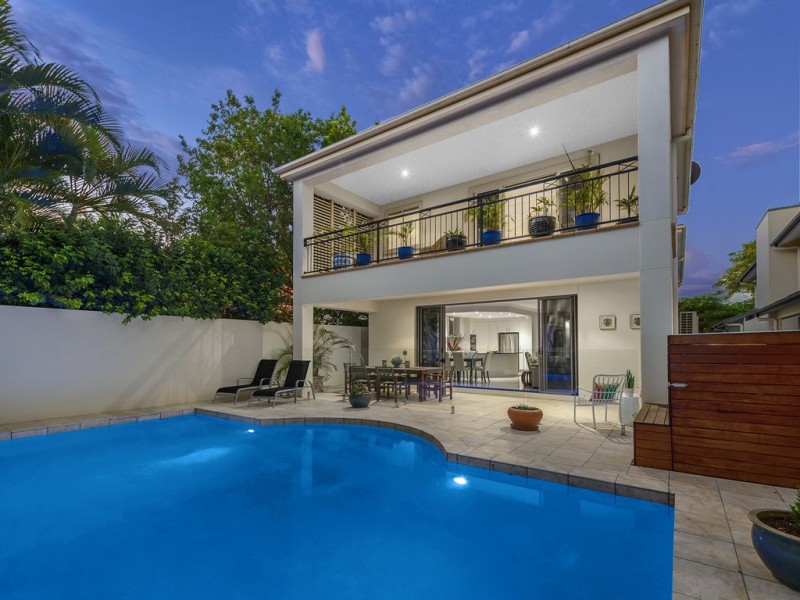 27 Bennison Street, Ascot QLD 4007