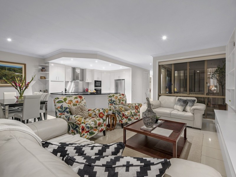 27 Bennison Street, Ascot QLD 4007