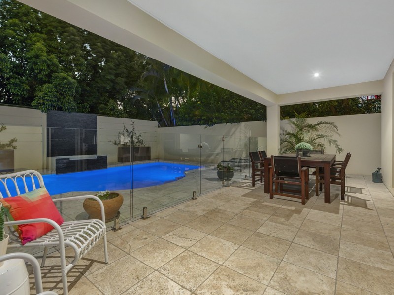 27 Bennison Street, Ascot QLD 4007