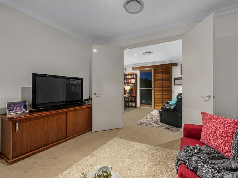 27 Bennison Street, Ascot QLD 4007