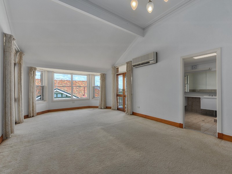 62 Toorak Road, Hamilton QLD 4007