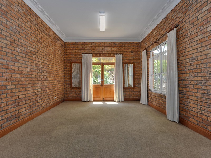 62 Toorak Road, Hamilton QLD 4007