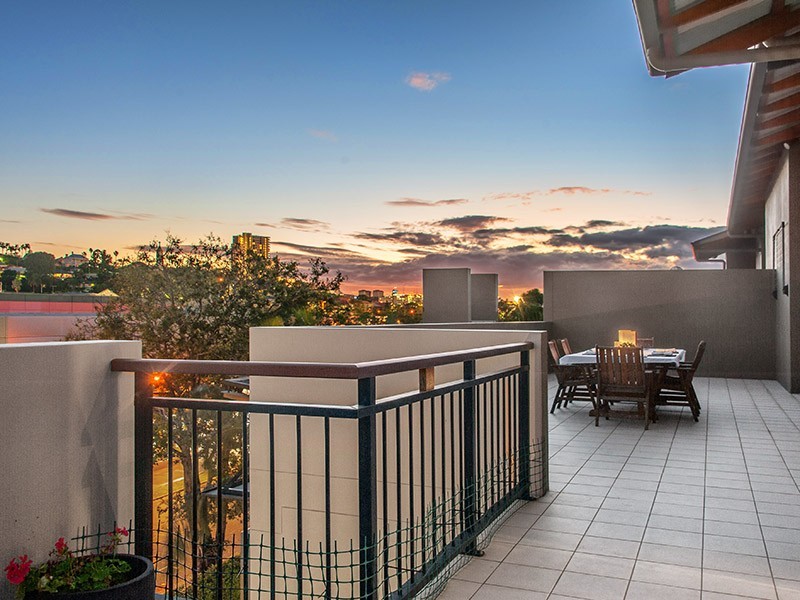 22/1 Newstead Avenue, Newstead QLD 4006