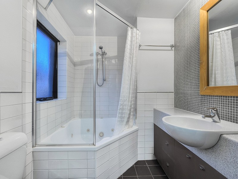 22/1 Newstead Avenue, Newstead QLD 4006