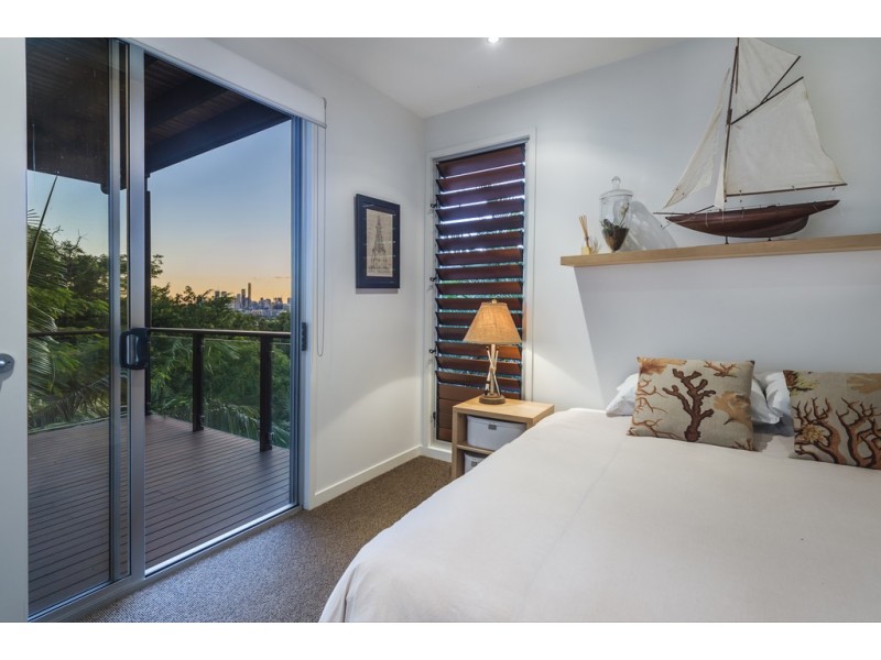 23 Ludlow Street, Hamilton QLD 4007