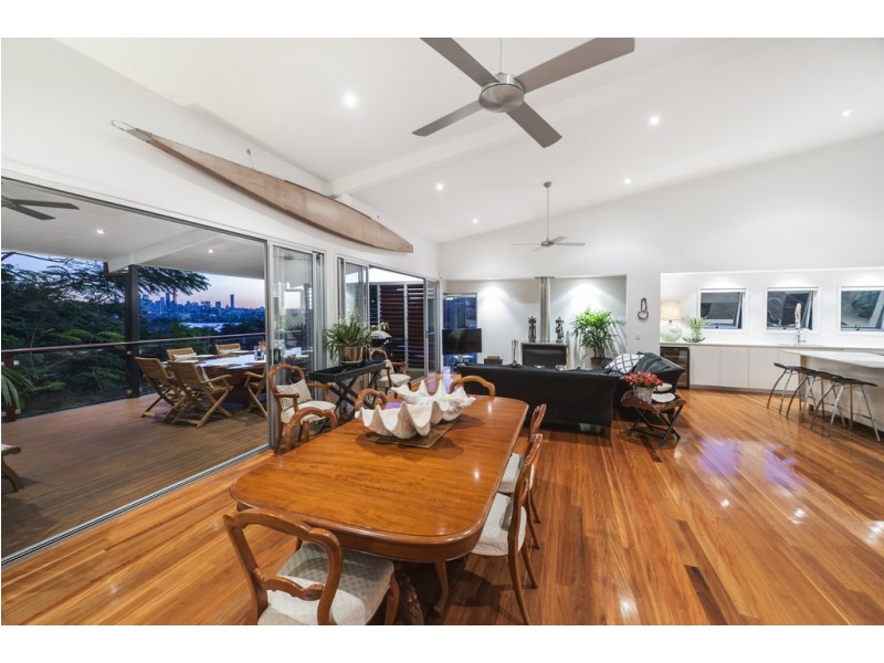 23 Ludlow Street, Hamilton QLD 4007