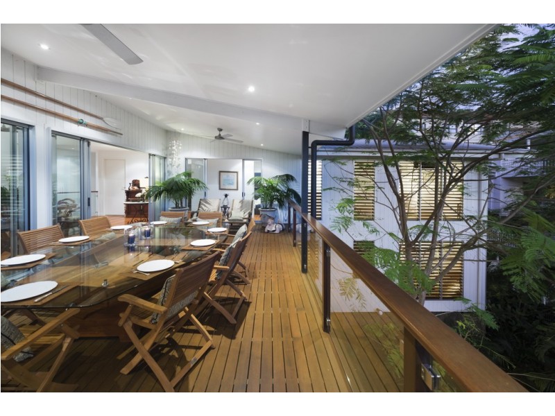 23 Ludlow Street, Hamilton QLD 4007