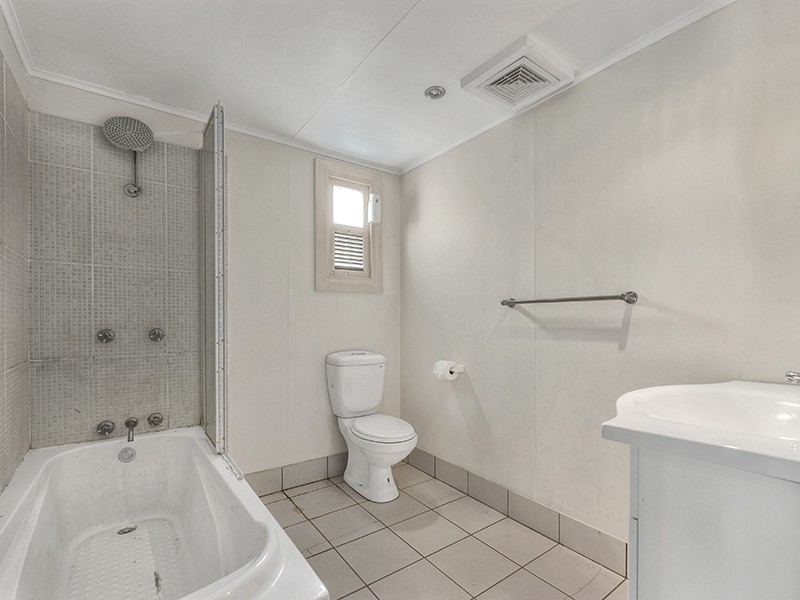 604 Sandgate Road, Clayfield QLD 4011