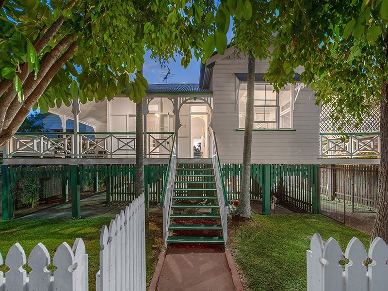 12 Napier Street, Ascot QLD 4007