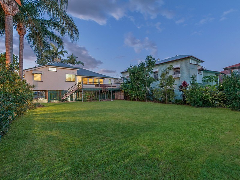 12 Napier Street, Ascot QLD 4007