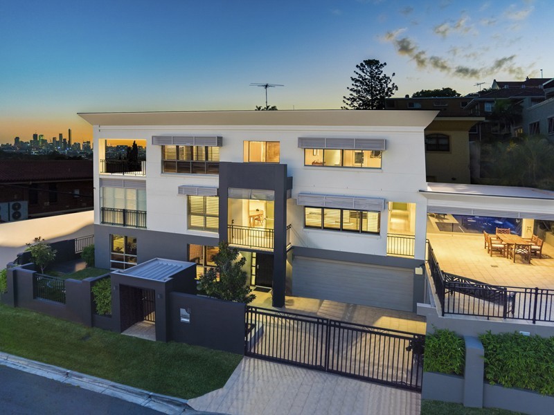 81 Markwell Street, Hamilton QLD 4007