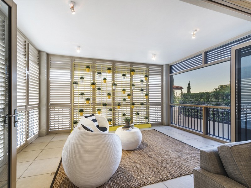 81 Markwell Street, Hamilton QLD 4007