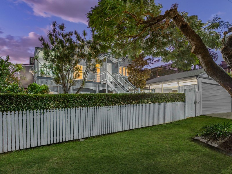 4 Derby Street, Hendra QLD 4011