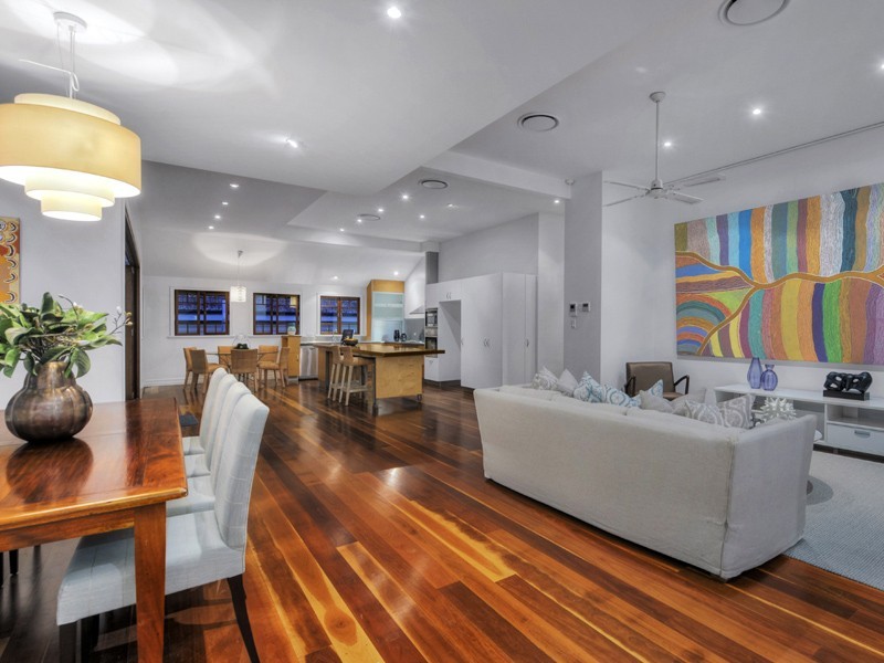 18 Charles Street, New Farm QLD 4005