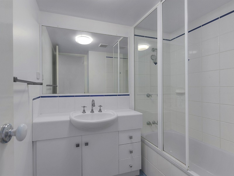 39/165 SYDNEY STREET, New Farm QLD 4005