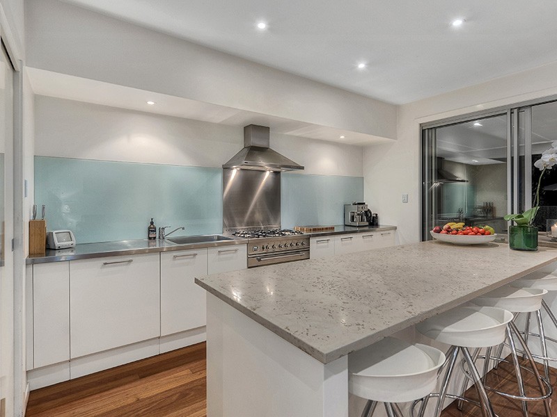 16 Stafford Street, East Brisbane QLD 4169