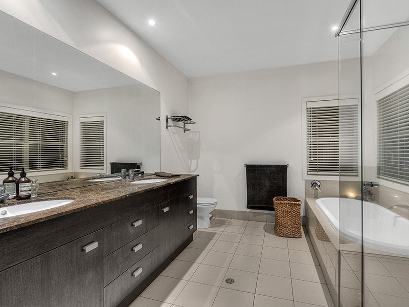 16 Stafford Street, East Brisbane QLD 4169