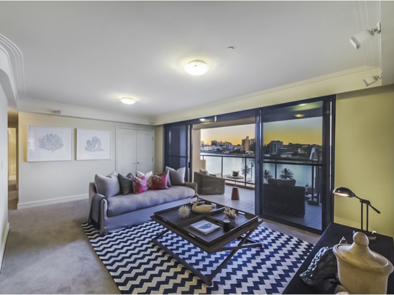 2/76 Thorn Street, Kangaroo Point QLD 4169