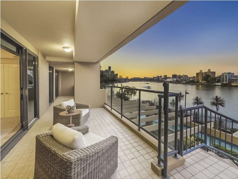 2/76 Thorn Street, Kangaroo Point QLD 4169