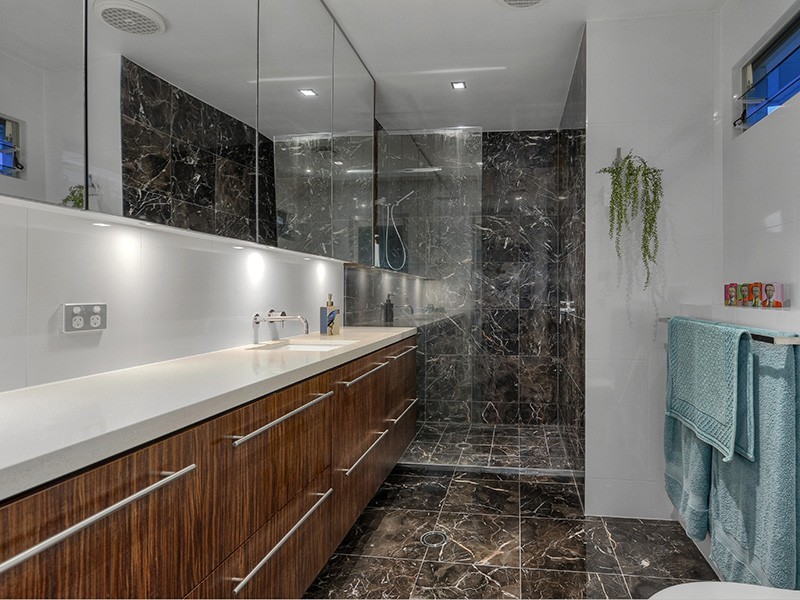 11 Gresham Street, East Brisbane QLD 4169