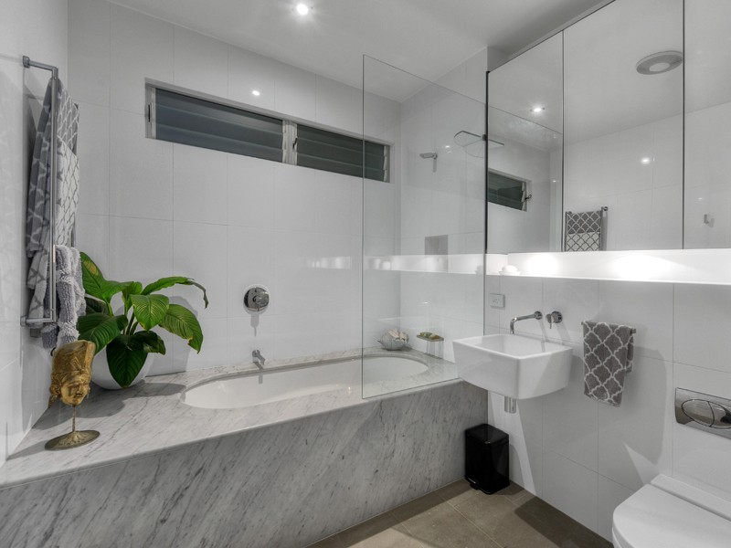 11 Gresham Street, East Brisbane QLD 4169