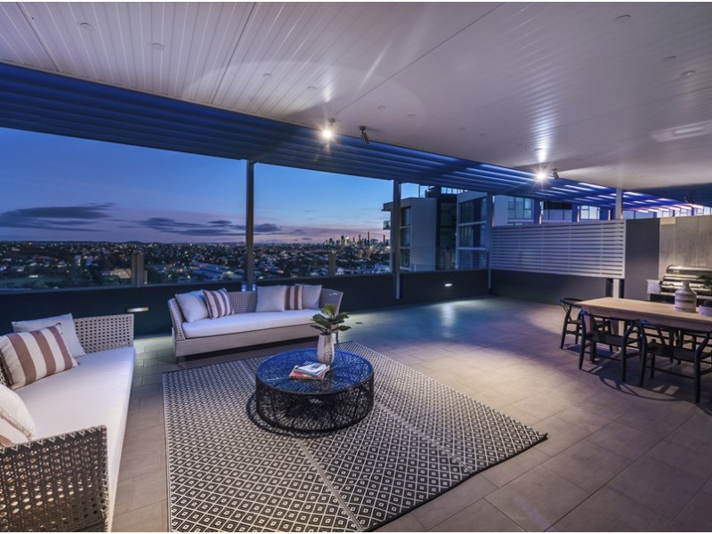 21709/8 Hercules Street, Hamilton QLD 4007