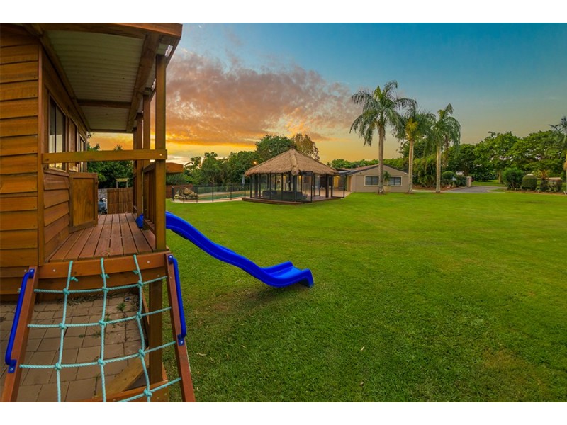 2083 Roghan Road, Bridgeman Downs QLD 4035