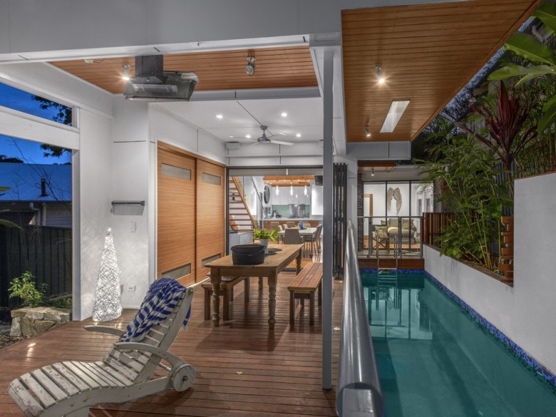 18 Beeston Street, Teneriffe QLD 4005