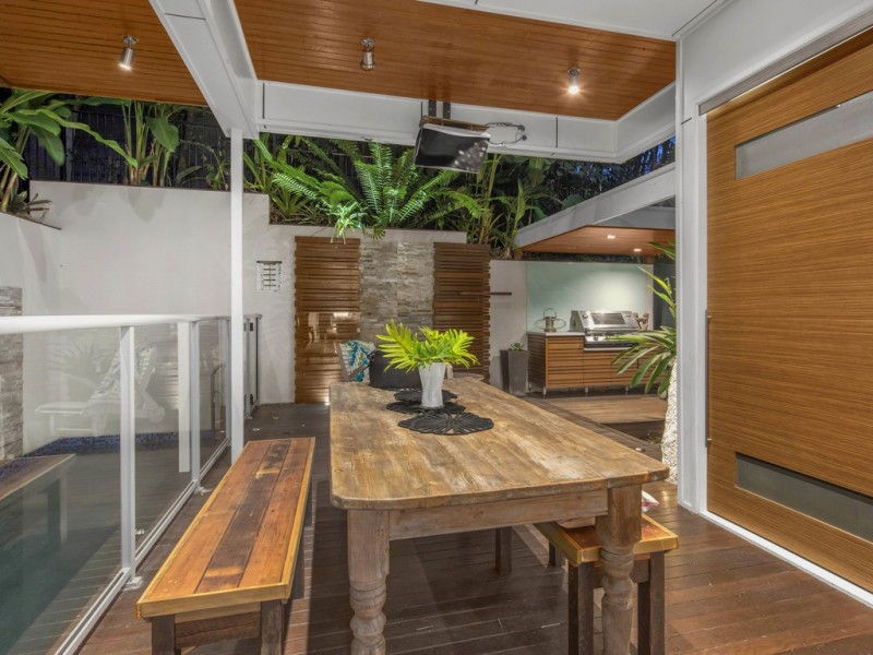 18 Beeston Street, Teneriffe QLD 4005