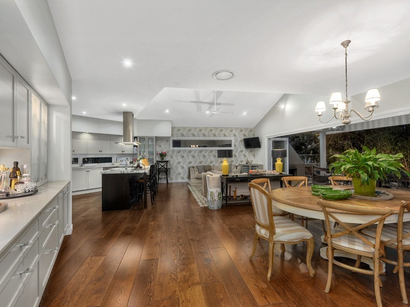 7 Standring Street, Toowong QLD 4066