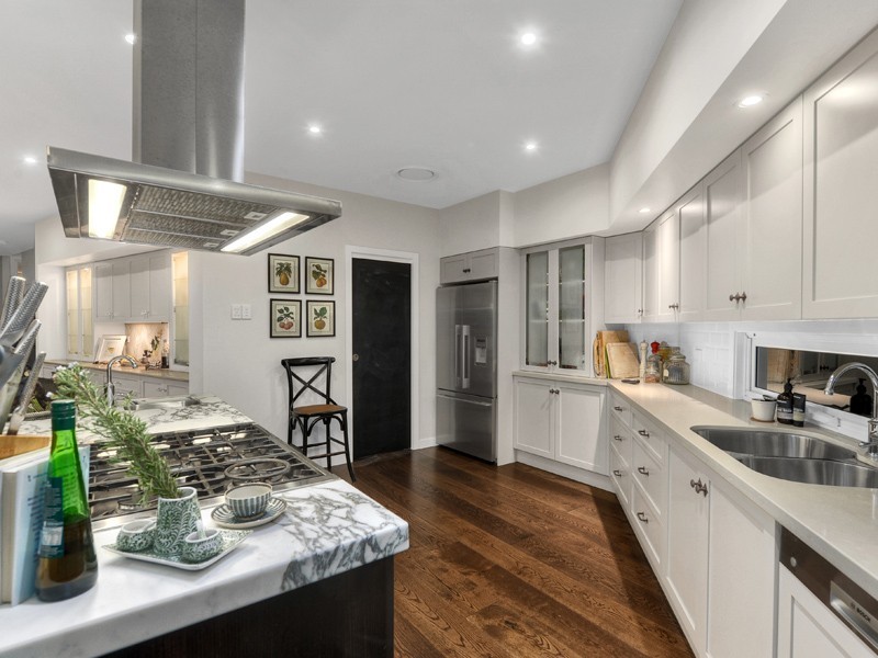 7 Standring Street, Toowong QLD 4066
