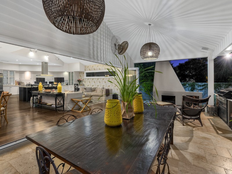 7 Standring Street, Toowong QLD 4066