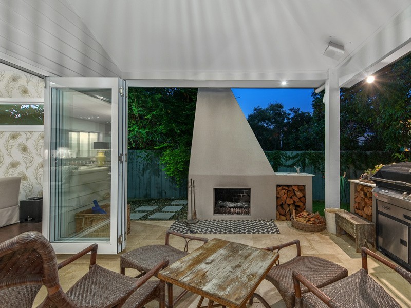 7 Standring Street, Toowong QLD 4066