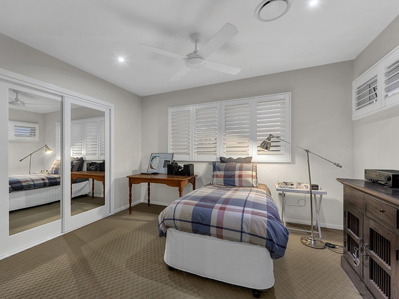 7 Standring Street, Toowong QLD 4066