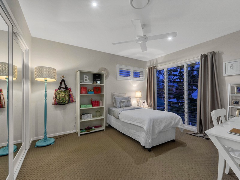 7 Standring Street, Toowong QLD 4066