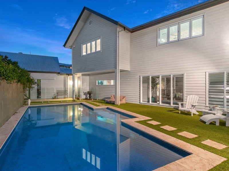 7 Standring Street, Toowong QLD 4066