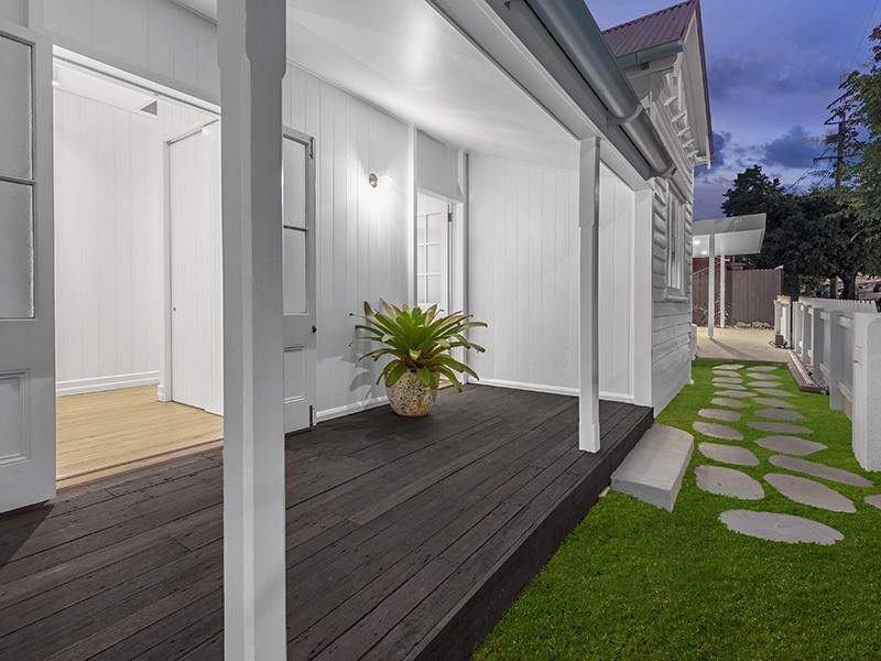 61 Windsor Road, Red Hill QLD 4059