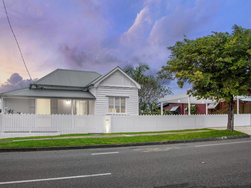 61 Windsor Road, Red Hill QLD 4059