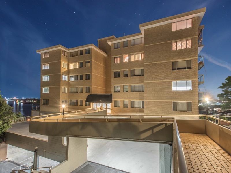 15/33 Mullens Street, Hamilton QLD 4007