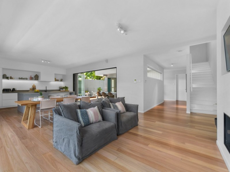 30 Chambers Street, New Farm QLD 4005