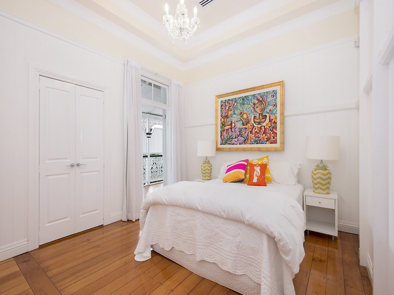 77 Manson Road, Hendra QLD 4011