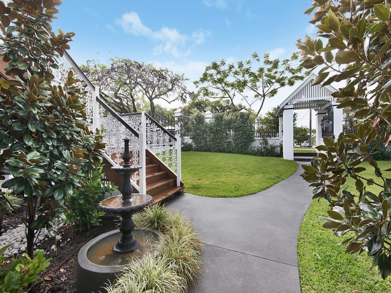 77 Manson Road, Hendra QLD 4011