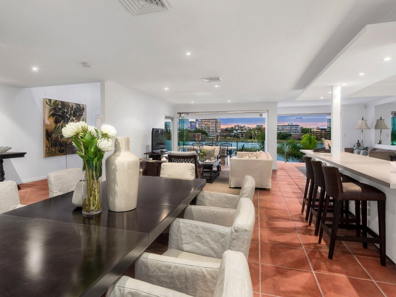 63 Laidlaw Parade, East Brisbane QLD 4169