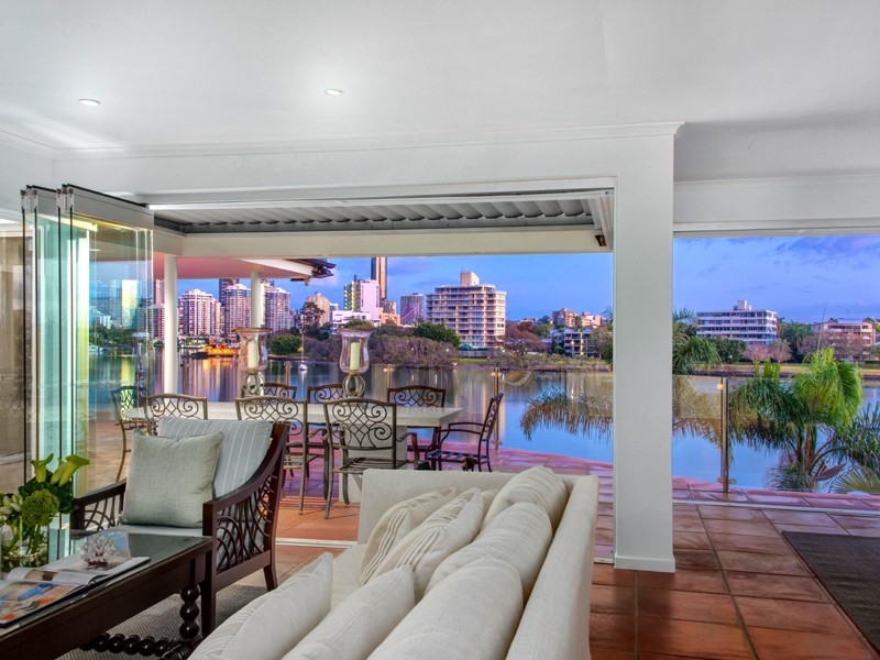 63 Laidlaw Parade, East Brisbane QLD 4169