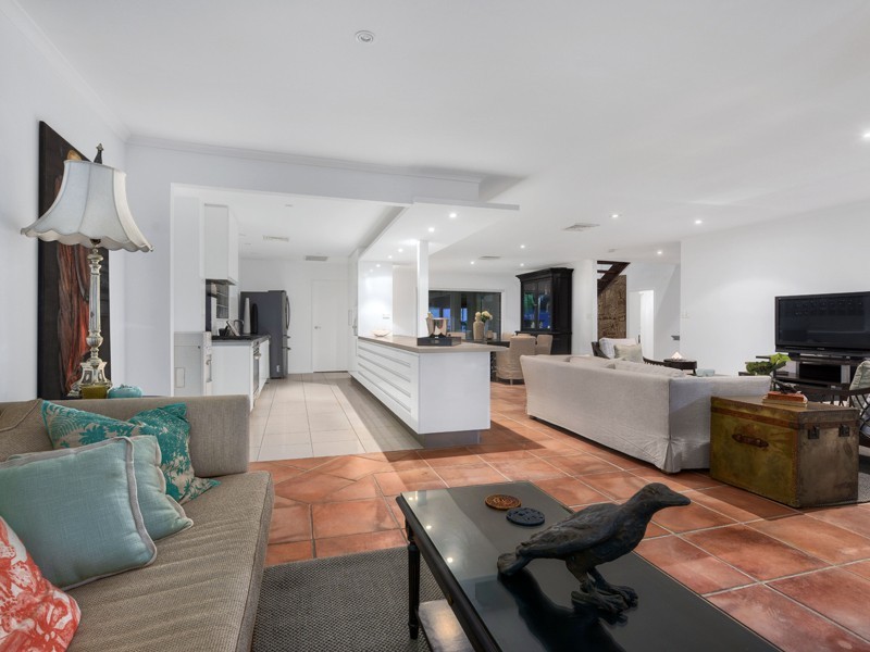 63 Laidlaw Parade, East Brisbane QLD 4169